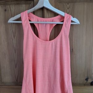 New Athleta Coral Tank Size L